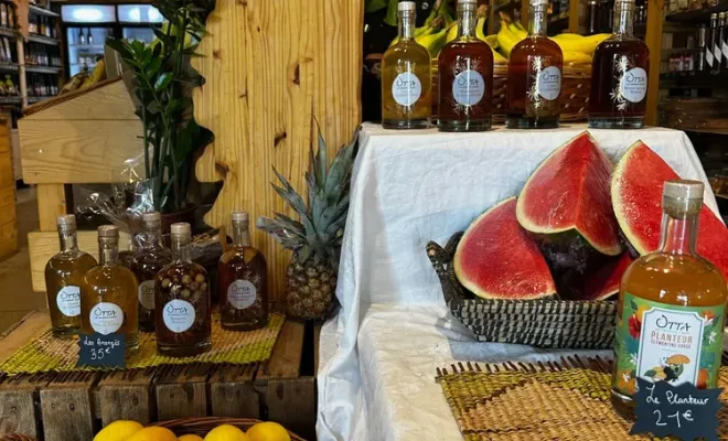 Epicerie U Cucchjulinu accueille les rhums arrangés Otta, Ajaccio, SAS T.PRIM